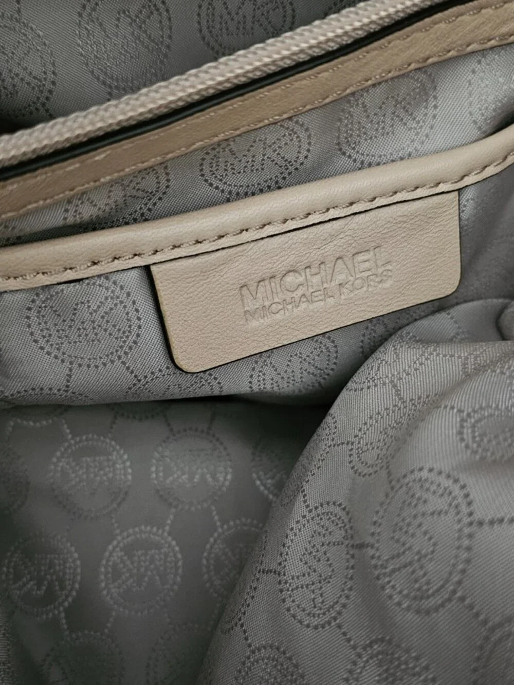 Michael Kors Susannah Quilted Leather tote Chain Shoulder Bag COA Blush Pink